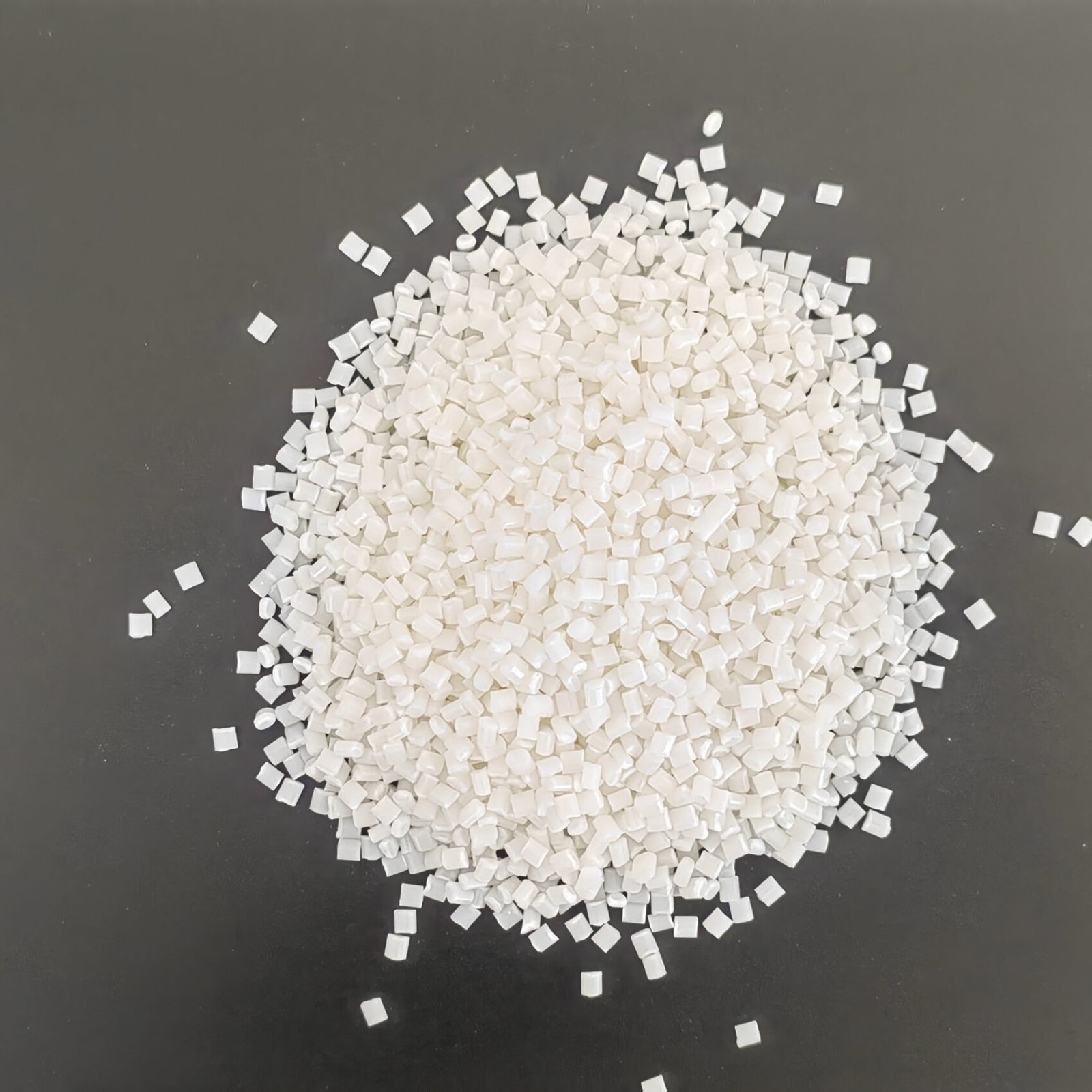 Introducción a los pellets de ABS | ABS versátil de impacto medio 700 314 U