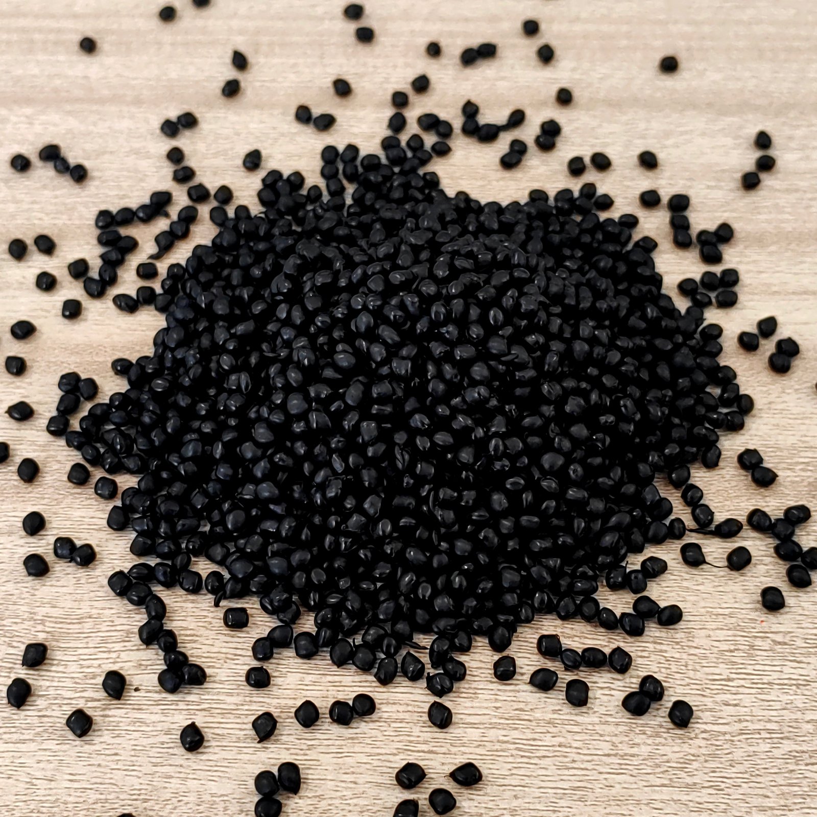 Celanese TPC-ET HTR8206 TPE Pellets with High WVTR